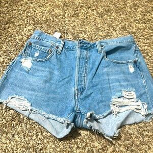 Levi’s 501 denim shorts